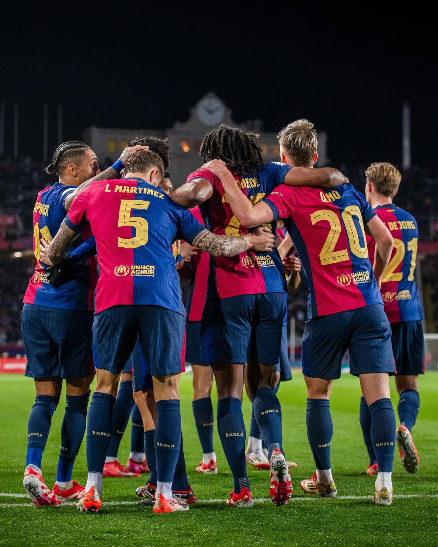 利物浦力夺三分,领跑小组赛 利物浦力夺三分,领跑小组赛