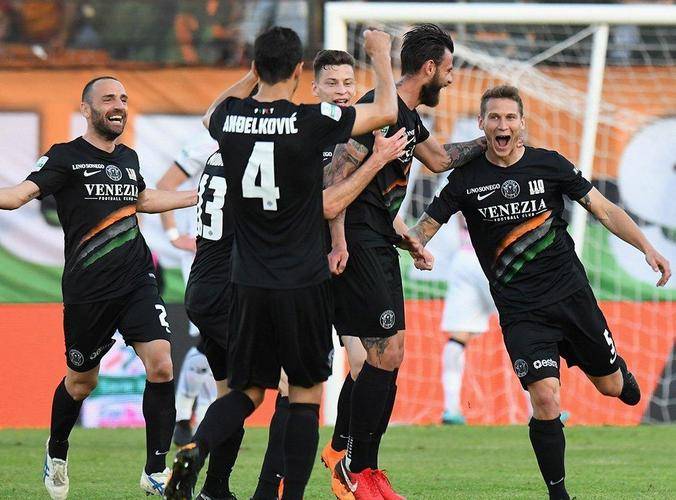 开云体育官方网站-罗马全队合力抵挡压力，成功逼平强敌的简单介绍