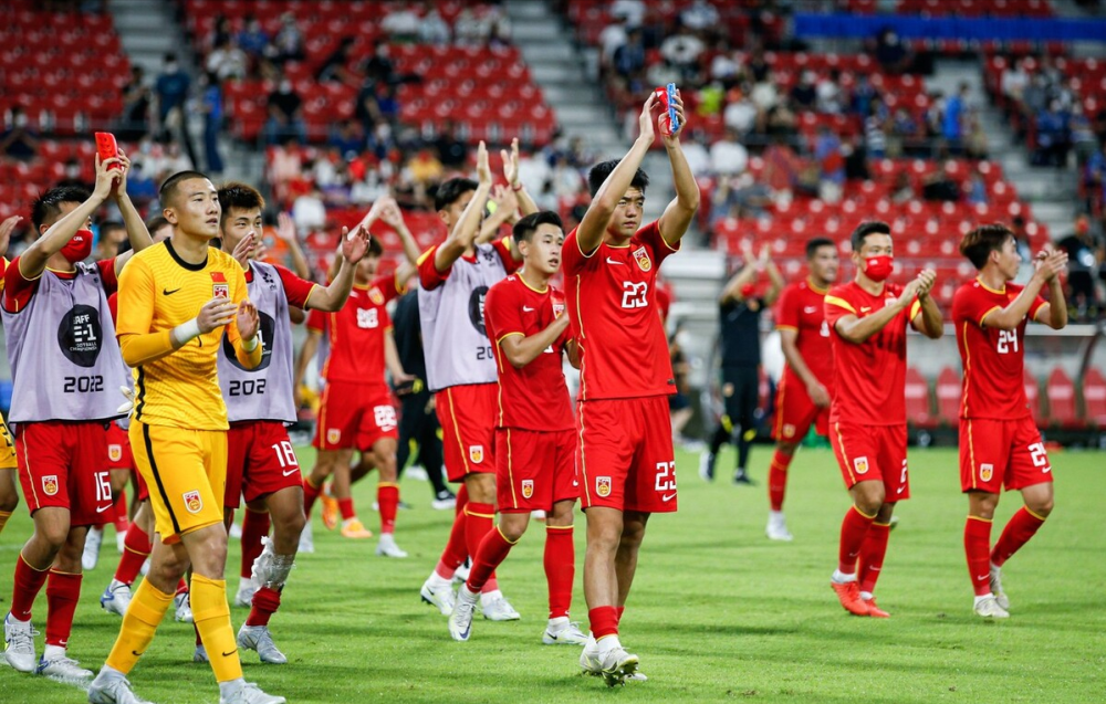 罗马全队合力抵挡压力，成功逼平强敌的简单介绍