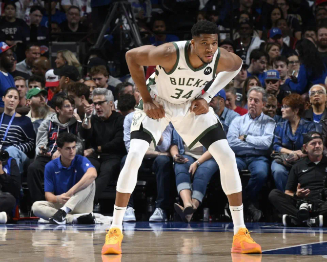 老鹰队成功晋级到东部半决赛