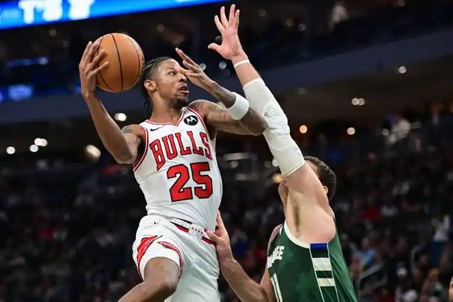 开云下载-包含公牛队主力球员发挥出色，轻取对手稳住局势的词条