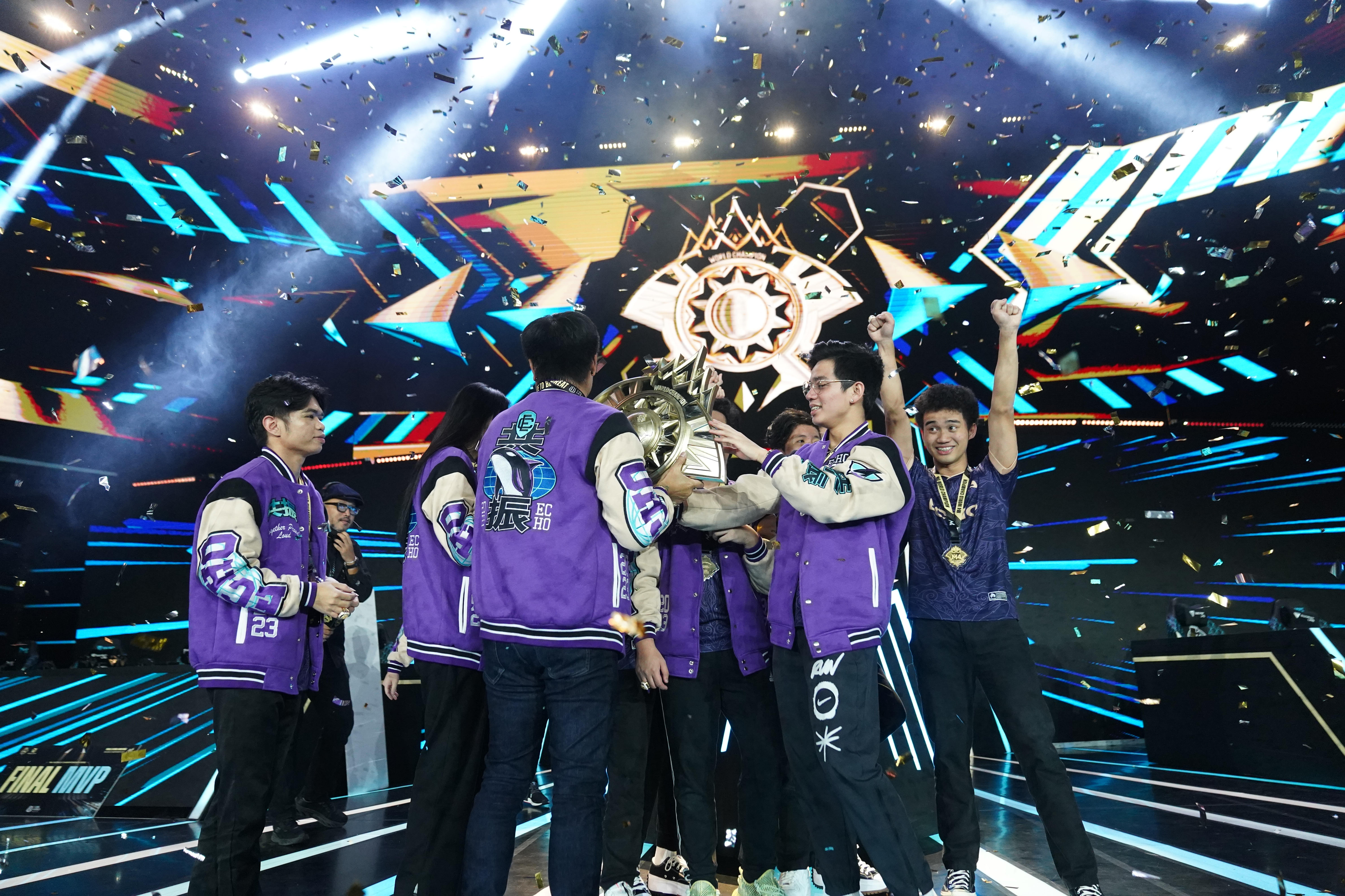 开云体育-比赛中双方你来我往，胜负难分