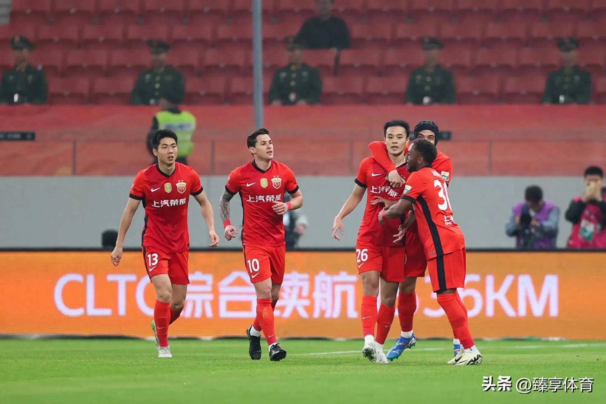 包含亚泰客场逼平上海申花，抢得一分的词条