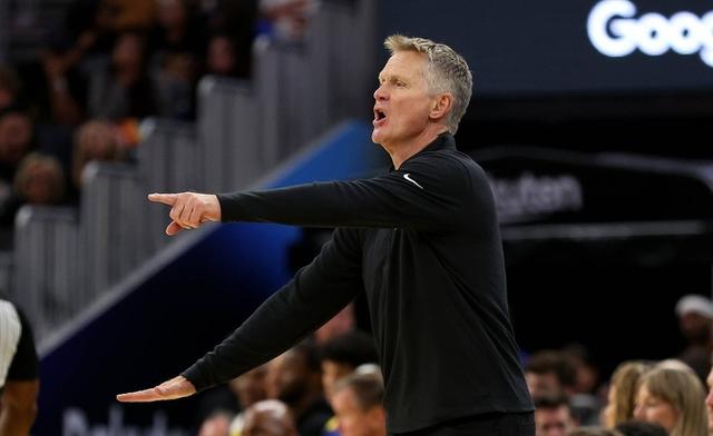 勇士离奇失利,主力球员状态低迷 勇士离奇失利,主力球员状态低迷