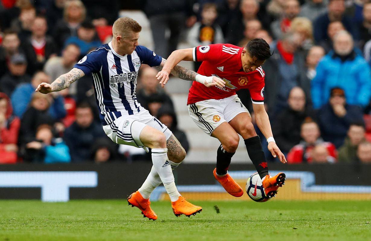 开云官网-曼联客场战平伯恩利，努力保持不败