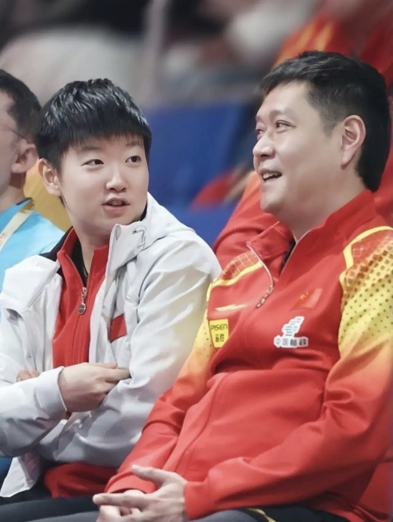 包含争风吃醋团队争霸，实力碾压轻松取胜的词条