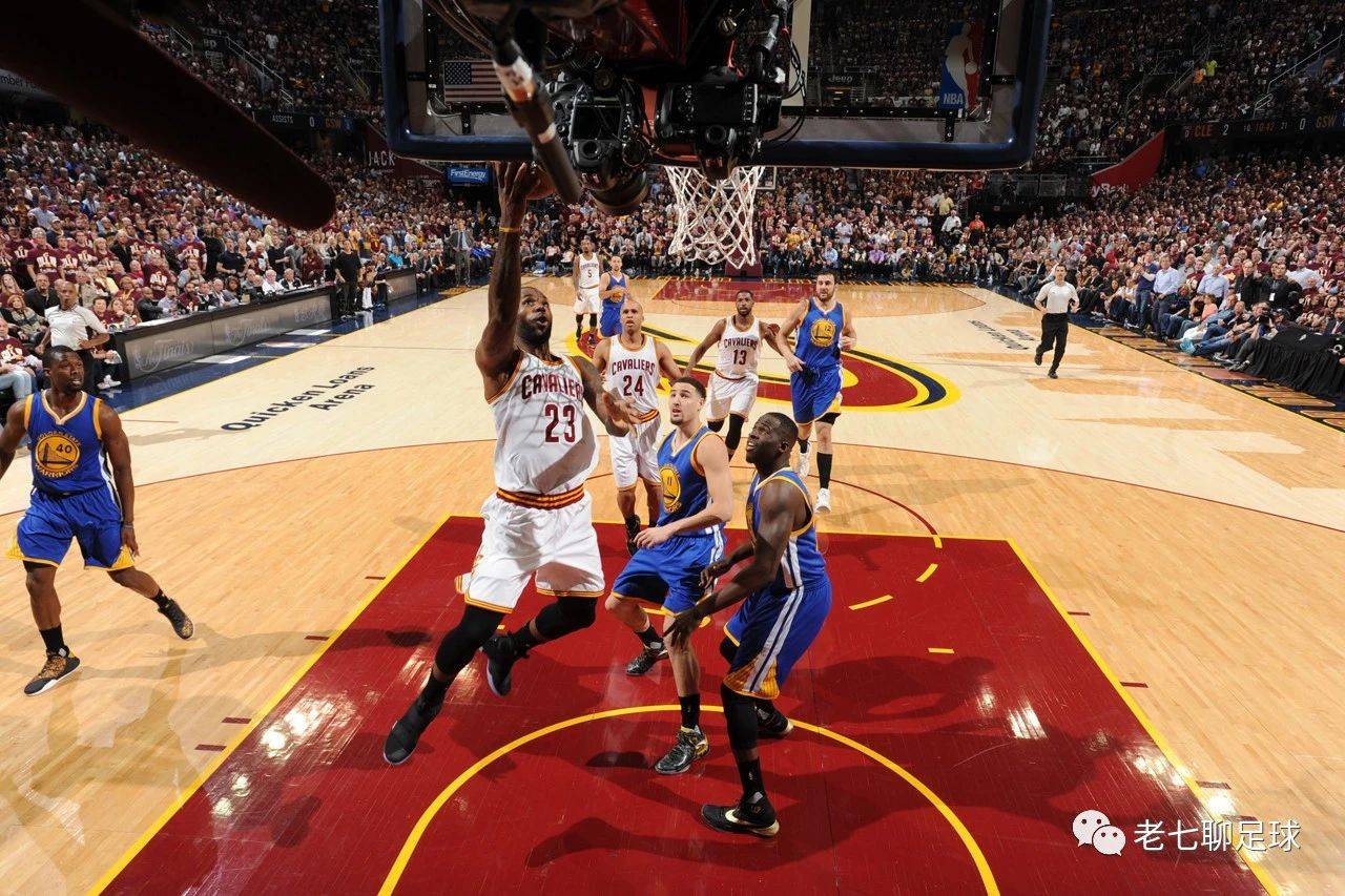 勇士迎来一场惊险的足球对决的简单介绍