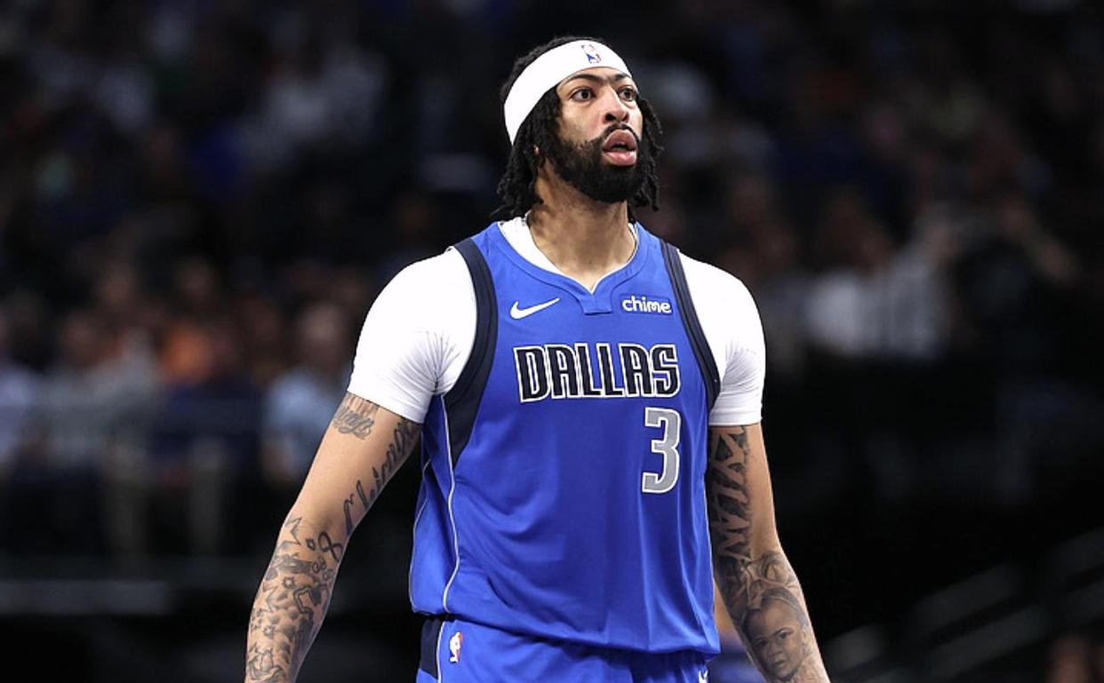 开云体育在线-【国王双杀太阳】希尔独揽三双，国王客场双杀太阳的简单介绍