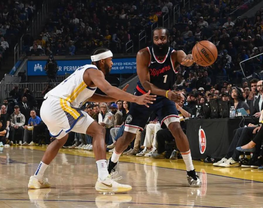 开云体育入口-快船遭遇连败，球队决胜心态迫切！的简单介绍