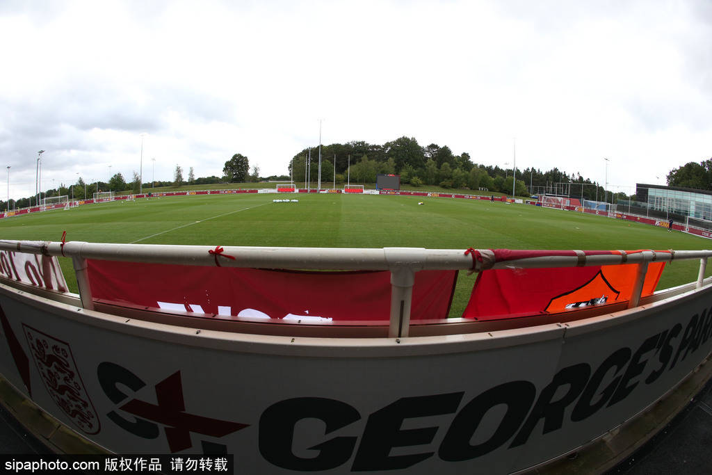 罗马新援表现抢眼，球队士气大振的简单介绍