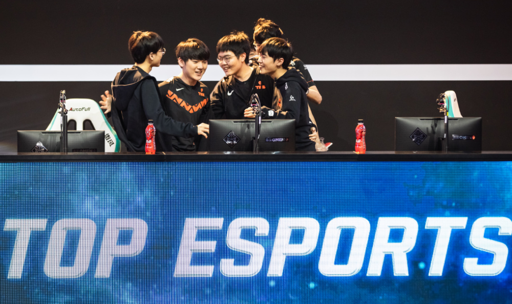 开云体育平台APP-DK绝杀FLY，JackeyLove拿下关键大龙四强赛3:1（广州）