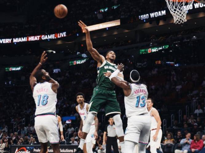 雄鹿再胜老鹰,字母哥发威砍下30+10表现 雄鹿再胜老鹰,字母哥发威砍下30+10表现