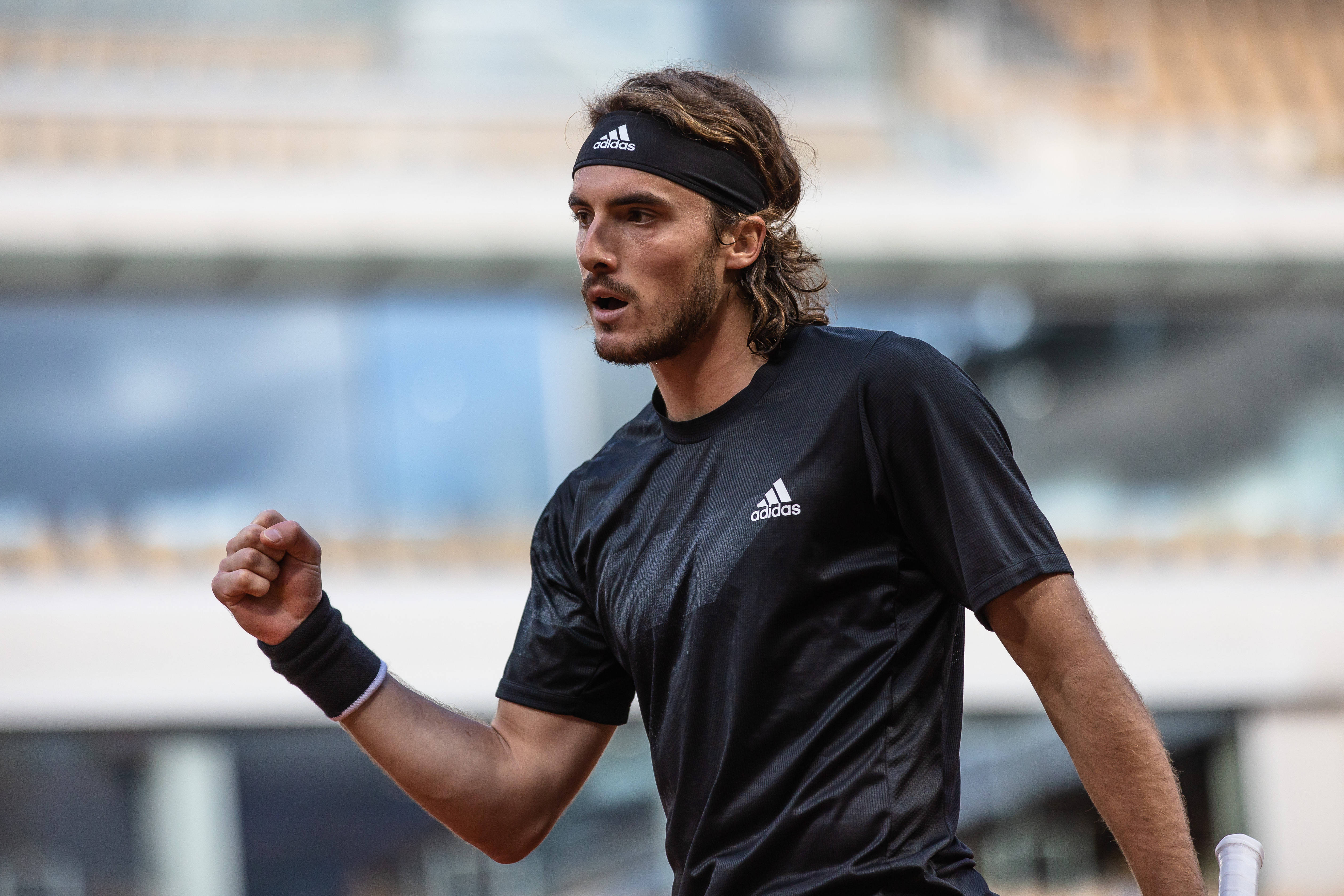 德国网球队逆转世界网球队,西西帕斯制霸全场的简单介绍 德国网球队逆转世界网球队,西西帕斯制霸全场的简单介绍