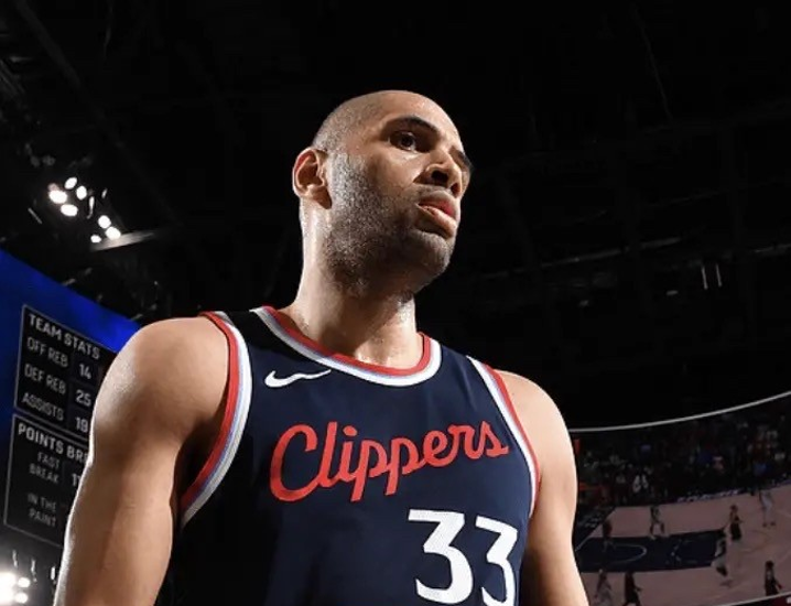 独行侠强势墨西哥男篮，巴图姆高光表现的简单介绍