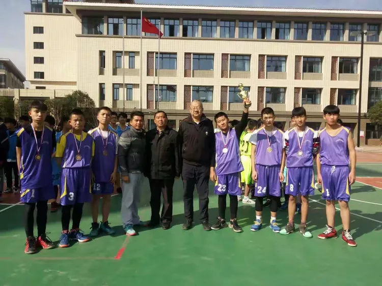 开云体育app-关于田径队主教练发声，誓言带队登顶的信息