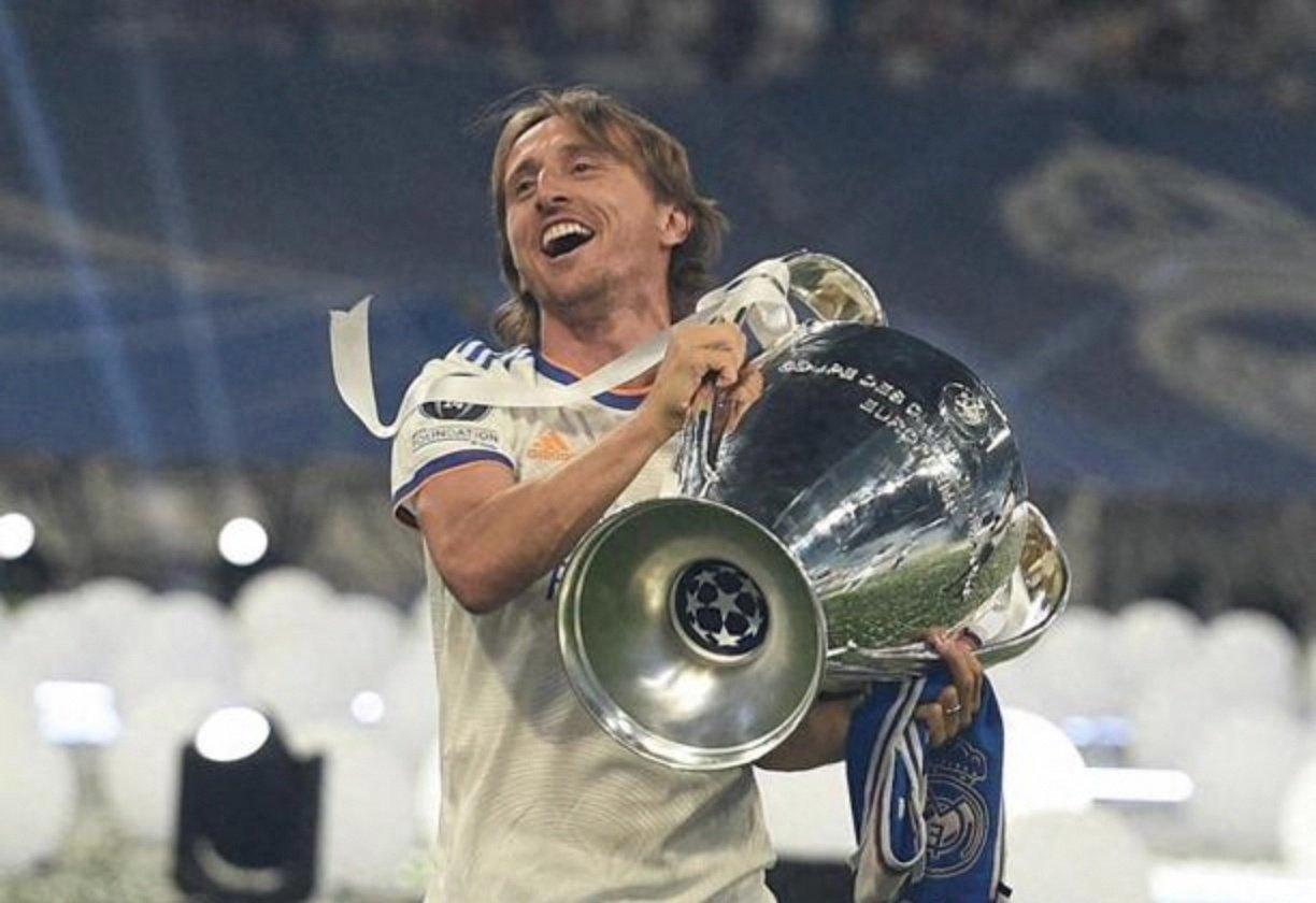 瑞士绝杀那不勒斯，莫德里奇关键制胜